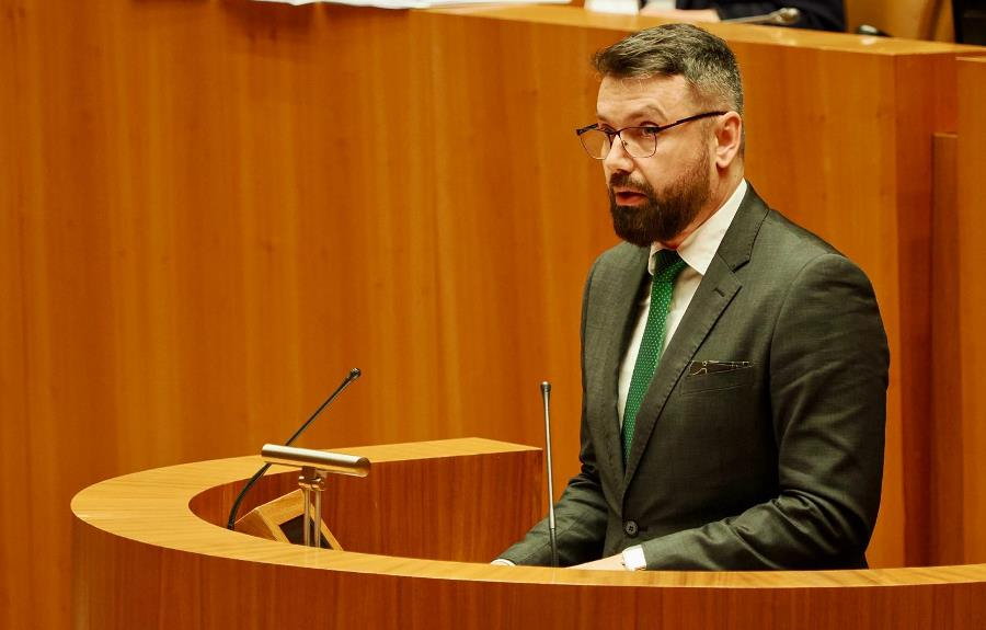 PP y Vox votan en contra de la propuesta de UPL de convertir en Hospital el Centro de Salud