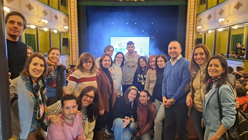 Los escolares salmantinos disfrutan esta semana del concierto didáctico ‘Vive la vida de colores’ 