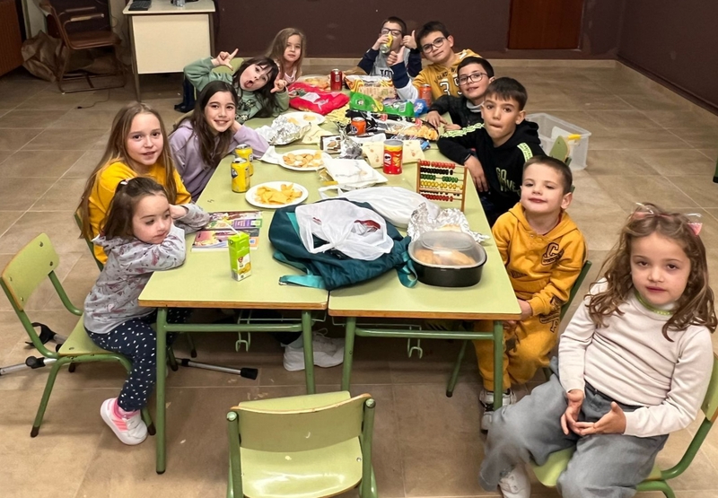 Los más pequeños de Yecla de Yeltes cumplen con la tradición