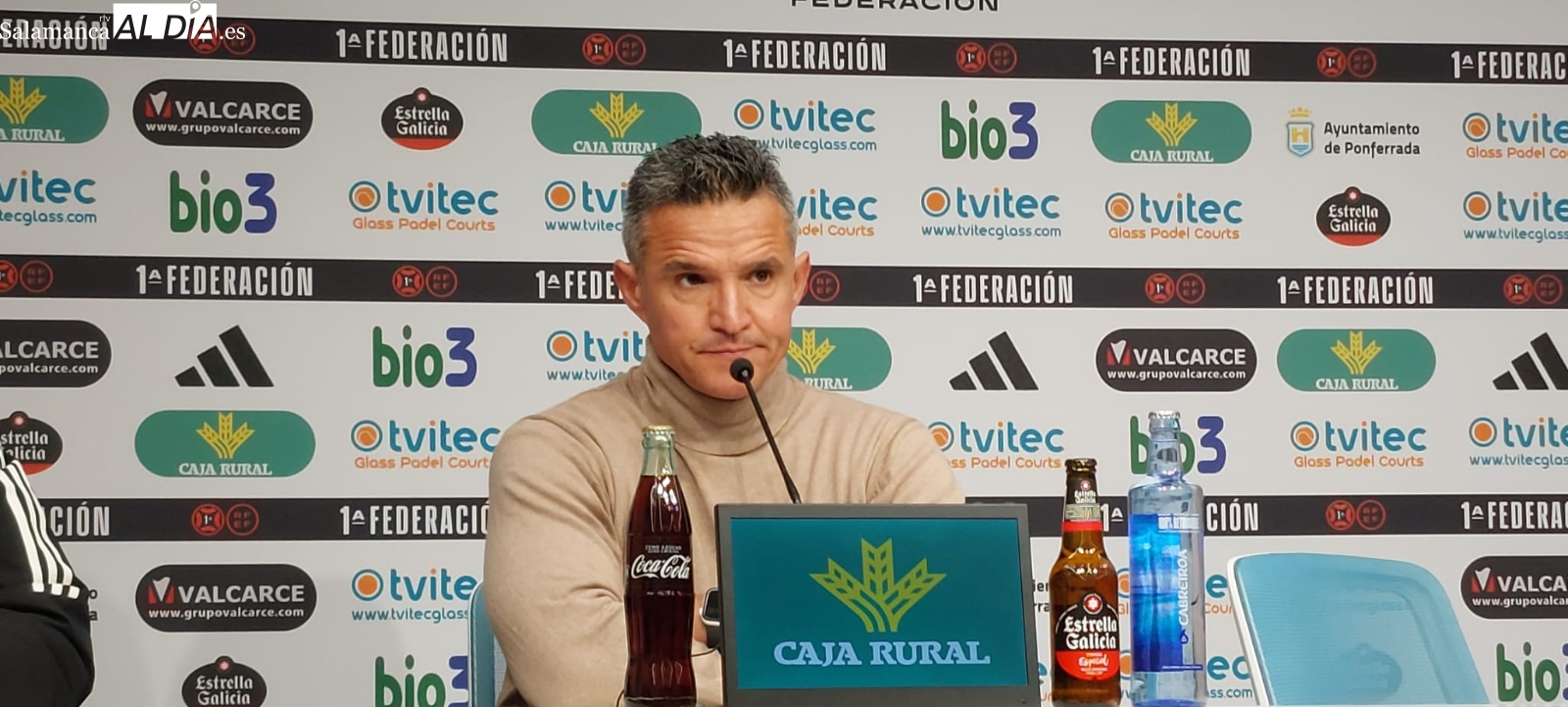 Dani Ponz y la afición de Unionistas: No podíamos perder. Han estado cantando a favor de la Ponfe y es el fútbol que queremos