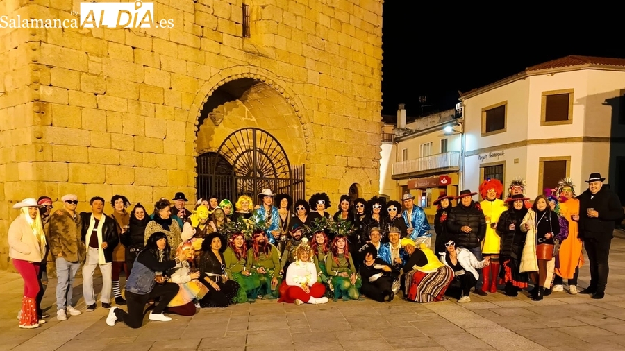 En Villavieja celebran el Carnaval con mucha música y buena mesa