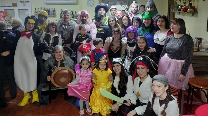 Valderrodrigo se vuelca en el antruejo con una fiesta de disfraces