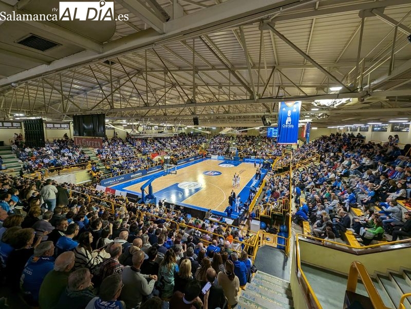 Lleno en Würzburg para que la Marea Azul disfrute del Avenida y el actual campeón de la Euroliga