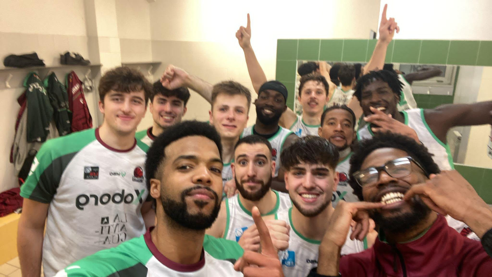 El Xoborg La Antigua logra una importante victoria de equipo en Culleredo (70-83)