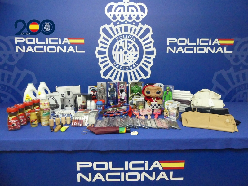 Detenido un grupo criminal por robar en siete comercios productos valorados en más de 1.500 euros 