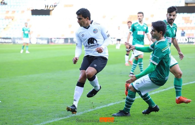 El exjugador del Salamanca UDS que se retira del fútbol con 33 años