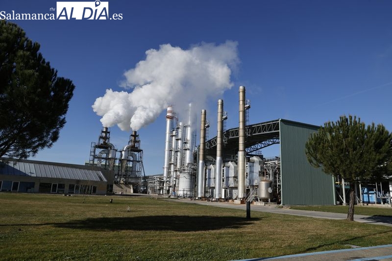 Así funciona la fábrica salmantina que genera la mitad del bioetanol producido en España 