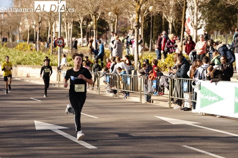 La XXIX Carrera Popular Don Bosco llena de participantes las calles de Salamanca