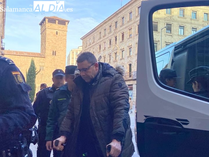 Me recibió con la navaja. Comenzó el forcejeo y se pinchó, declara el acusado de matar a un hombre en Carnaval 