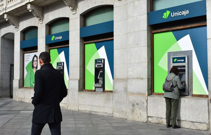 Unicaja ofrece bonificaciones y descuentos de hasta el 30% en la contratación de seguros
