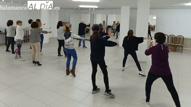 El Ayuntamiento de Lumbrales promueve un taller de defensa personal para mujeres