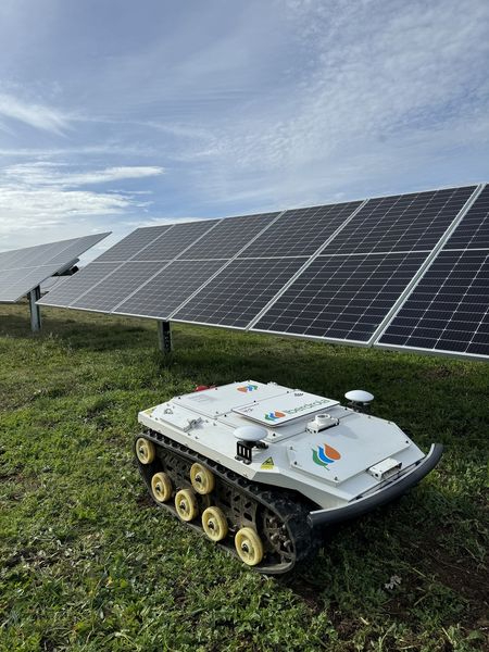 Un robot castellano-leonés estará en Salamanca para gestionar de manera remota y sostenible las plantas fotovoltaicas