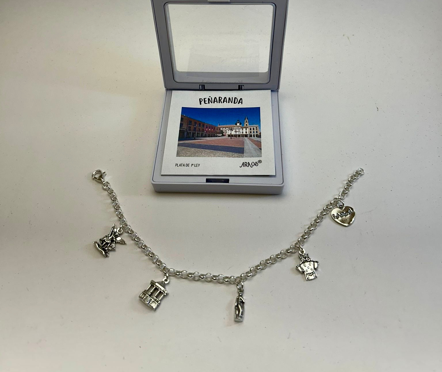 ‘El Cielo’ presenta la original ‘Pulsera de Peñaranda’, ya a la venta en edición limitada