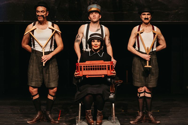 ‘Coraje de madre’, una obra dirigida por la salmantina Helena Pimenta que llega al Teatro Liceo 