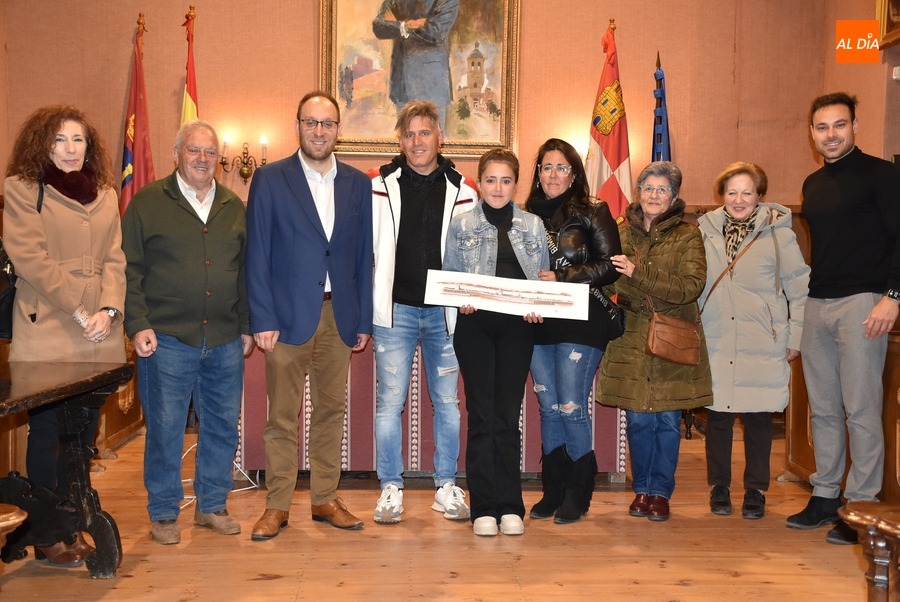 Thais Sastre, recibida en la Casa Consistorial tras sus títulos regionales