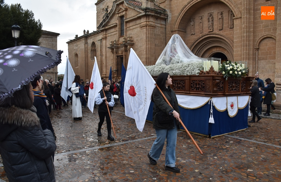 Cinco pasos acaban por recorrer las calles ‘de recogida’ tras cancelarse también La Carrera