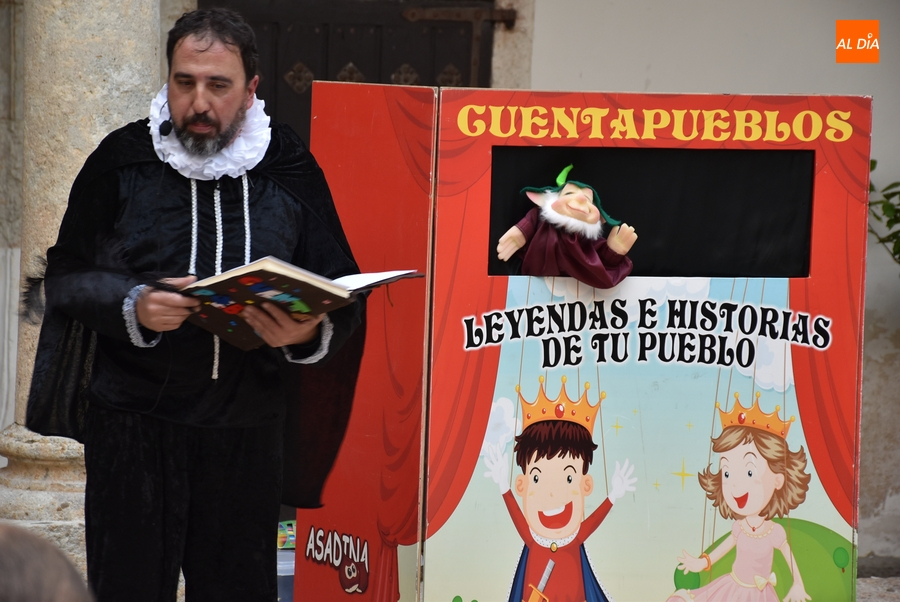 Un singular ‘cuentapueblos’ remata la Feria de Botijeros