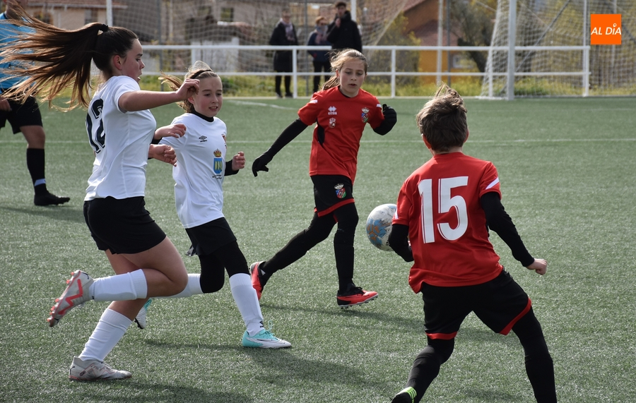 Una goleada local y un empate en los choques simultáneos de F7 entre Ciudad Rodrigo y Villares