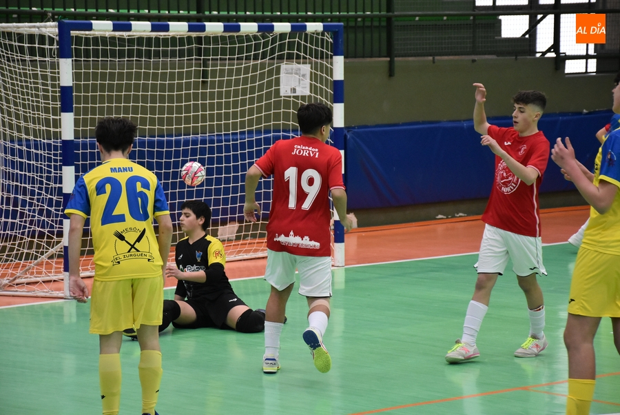 Holgada victoria del Cadete B del III Columnas frente al San Roque
