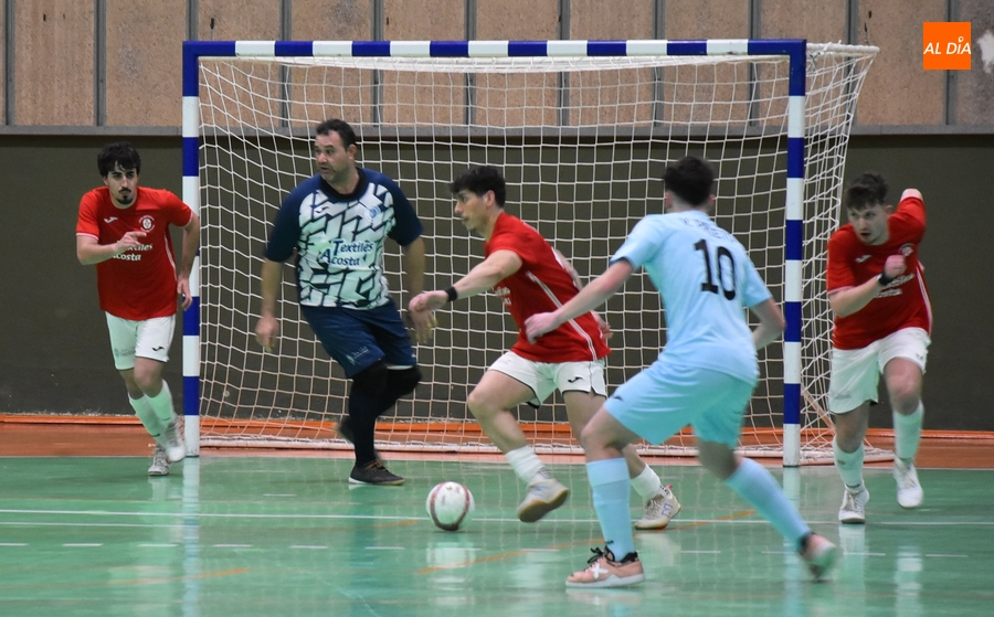 El III Senior vive ante el River Zamora una de sus tardes más ‘cómodas’ de la temporada
