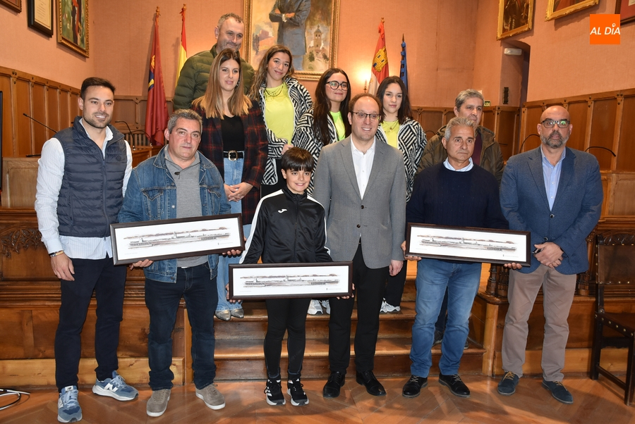 Recibidos en el Ayuntamiento tres deportistas que han triunfado recientemente