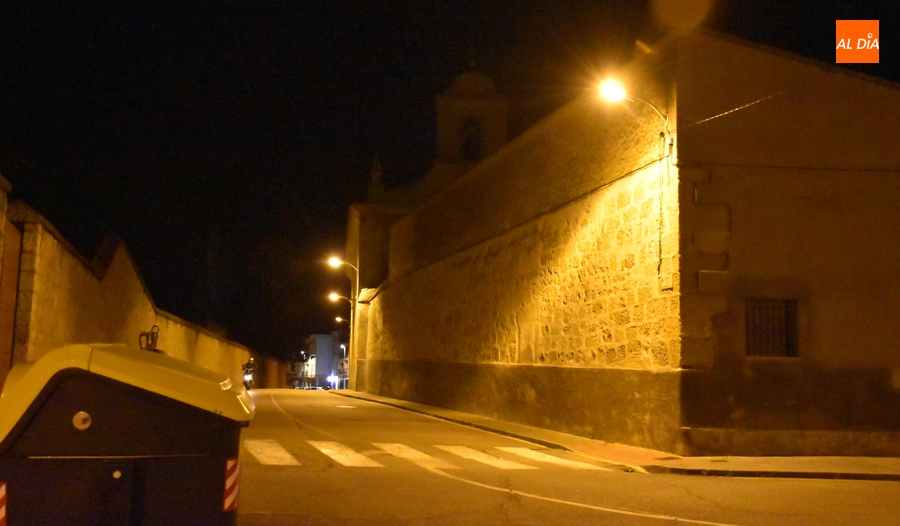 El Paseo Carmelitas y varias calles aledañas se pasarán a los leds antes de acabar marzo
