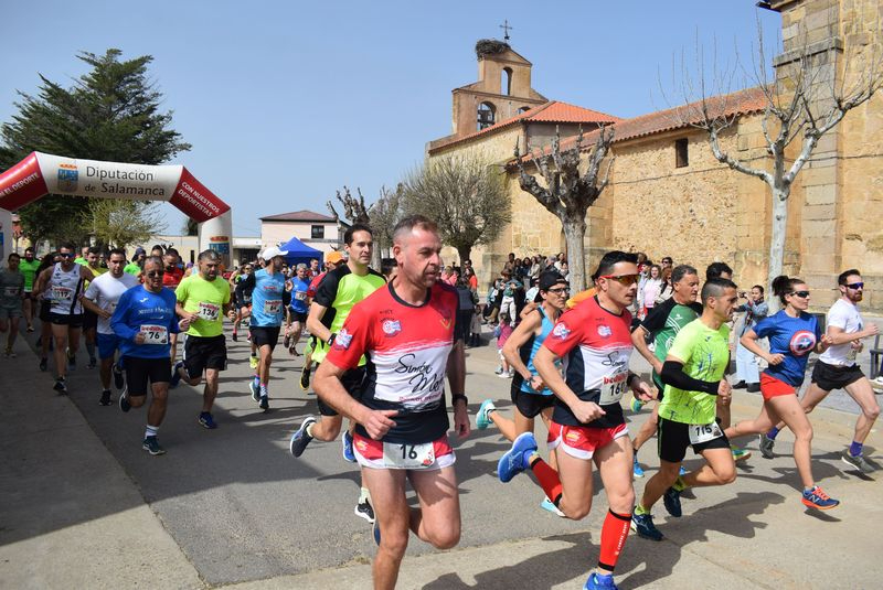 David Ruano y Verónica Sánchez se imponen en la VII Carrera por el Campo del Toro Bravo de Matilla de los Caños
