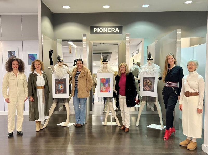Mujer imperfecta, exposición de fotoescaparatismo en El Tormes