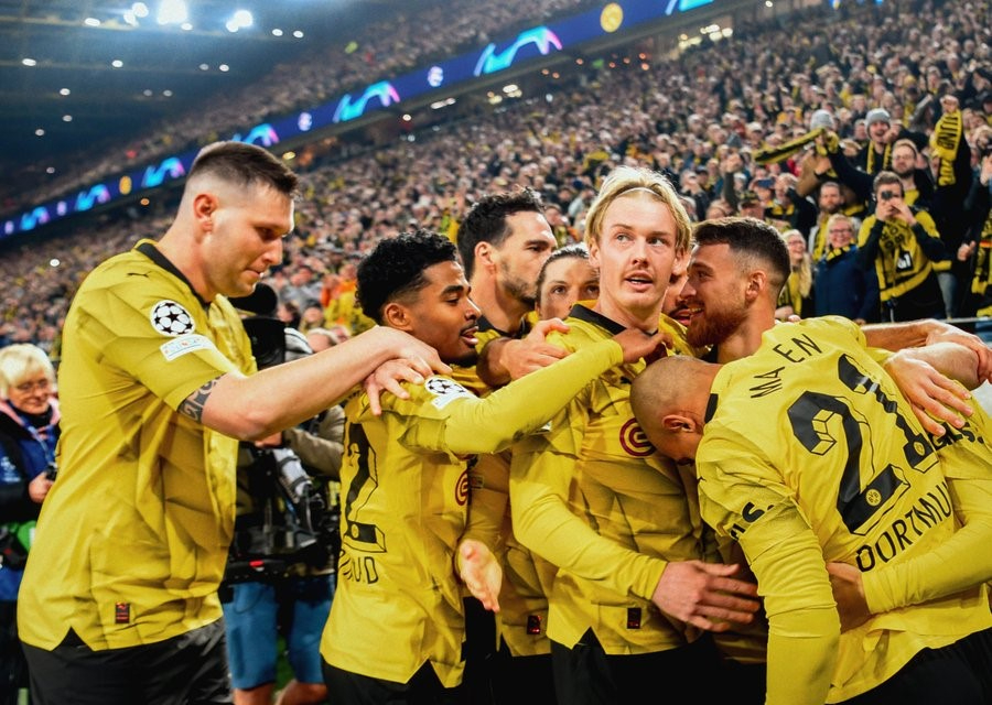 Sancho y Reus meten al Borussia Dortmund en cuartos tras eliminar al PSV (2-0)