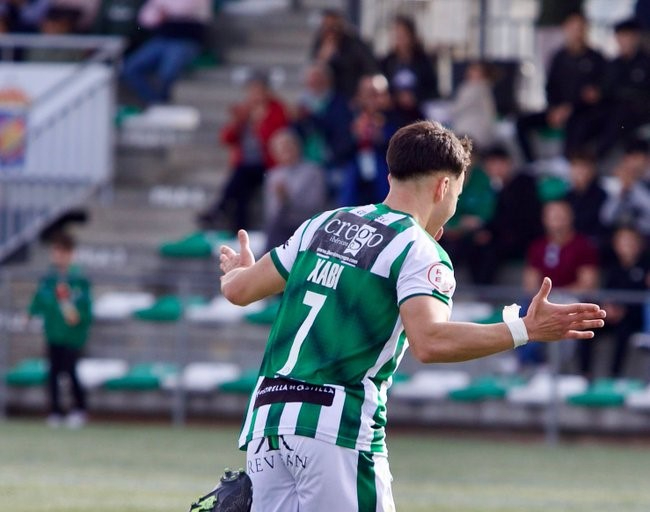 El CD Guijuelo sigue de dulce y ata mucho el playoff frente al Covadonga (2-1)