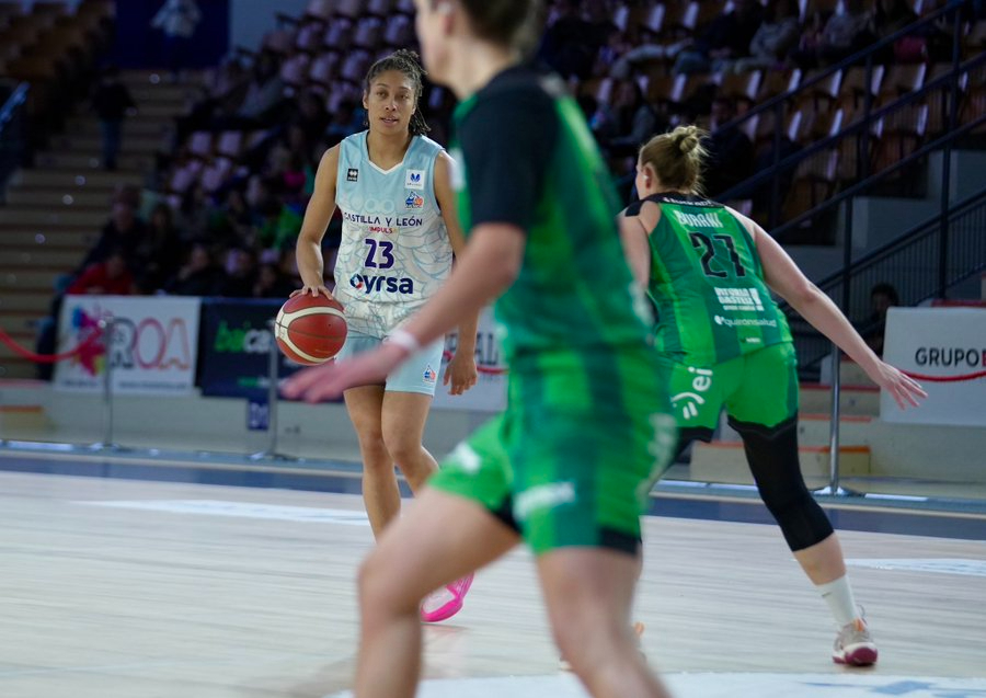 El Perfumerías Avenida sale líder en solitario de la Semana Santa