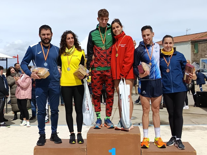 Javier Martin Morales y Marta Maza Santos se imponen en la XI Carrera Popular Vicente Martín de La Zarza de Pumareda