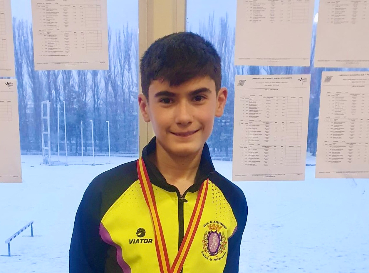 El peñarandino Alejandro Manjón Pescador se proclama campeón de Castilla y León de Salto de Longitud con marca personal