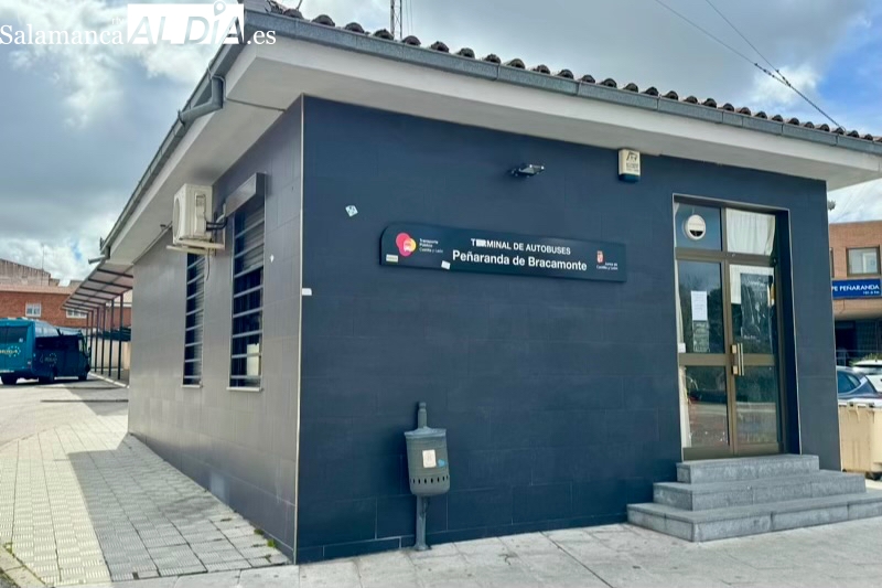 El bar de la Estación de autobuses echa el cierre tras más de 25 años de gestión peñarandina ininterrumpida 