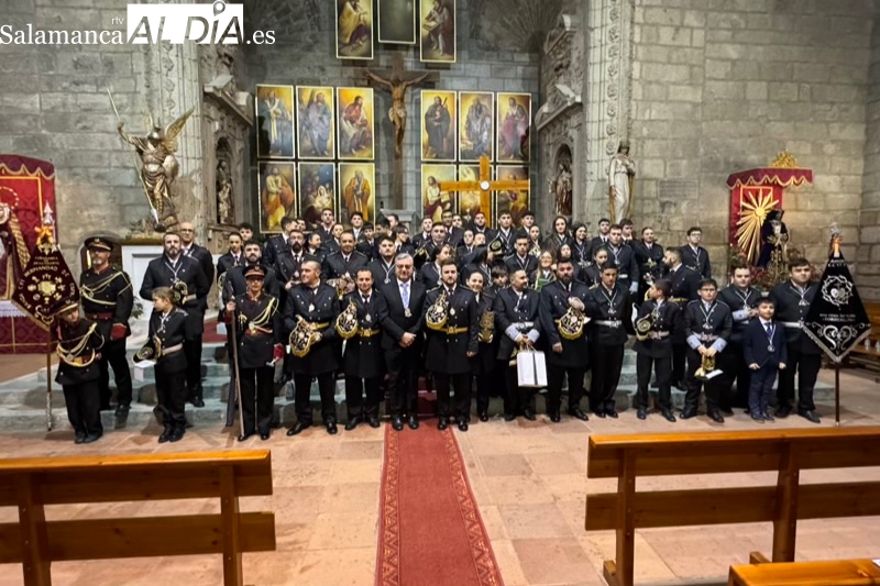 Sones, público y aplausos protagonizan el II Certamen de Bandas ‘Peñaranda Pasión’
