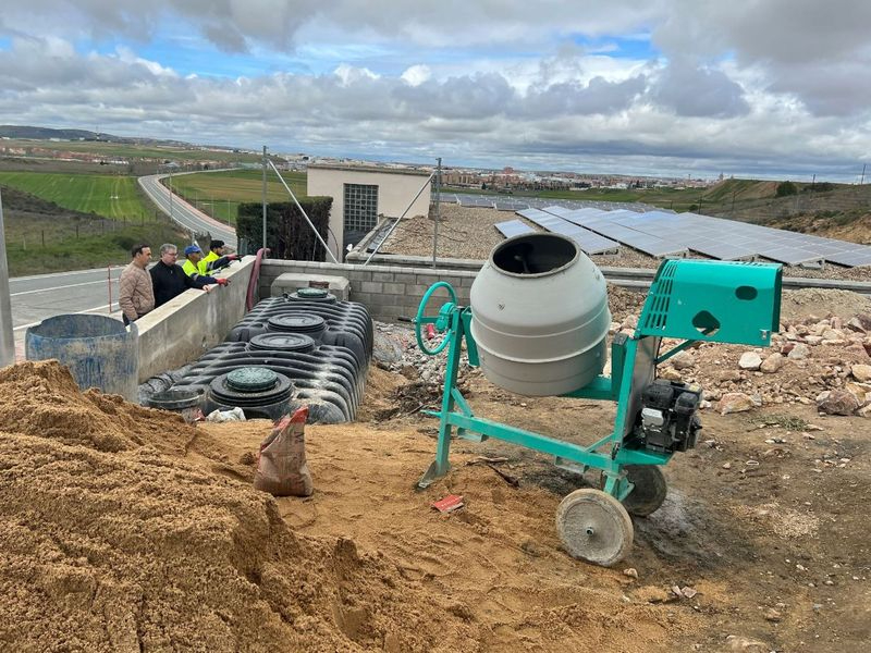 El Ayuntamiento de Carbajosa completa la recuperación del parque de la Fuente de Valdehigal