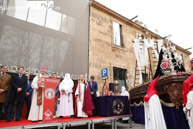 Acto de indulto a un preso en la procesión de la Hermandad del Perdón