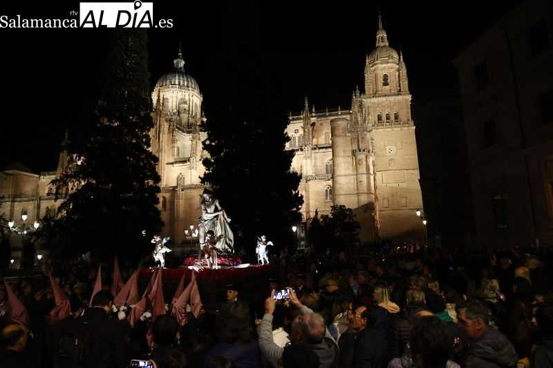 Jesús Flagelado y el Cristo Yacente recorren este miércoles las calles de Salamanca
