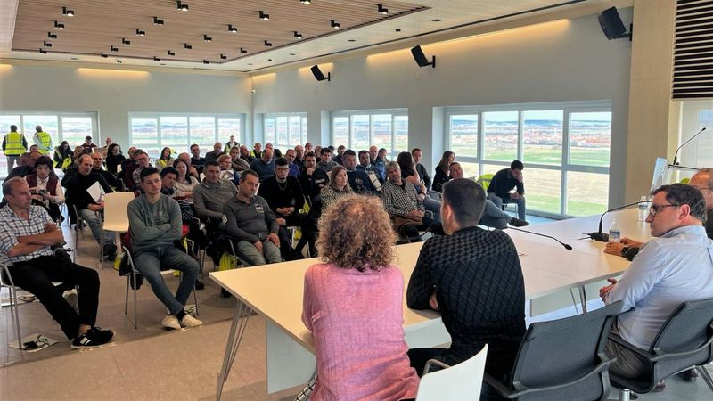 Los ganaderos de vacuno de leche plantan cara a los retos del sector