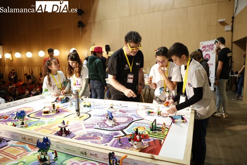 Éxito de participación en la VIII edición del torneo de robótica First Lego League Salamanca