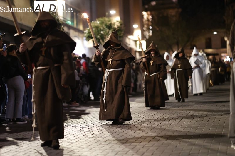 Solemne desfile del Cristo de la Humildad 
