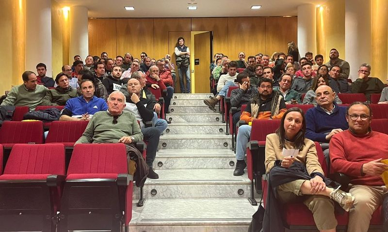 Unión por la Ganadería anuncia movilizaciones inmediatas si el Ministerio no modifica el plan contra la tuberculosis bovina