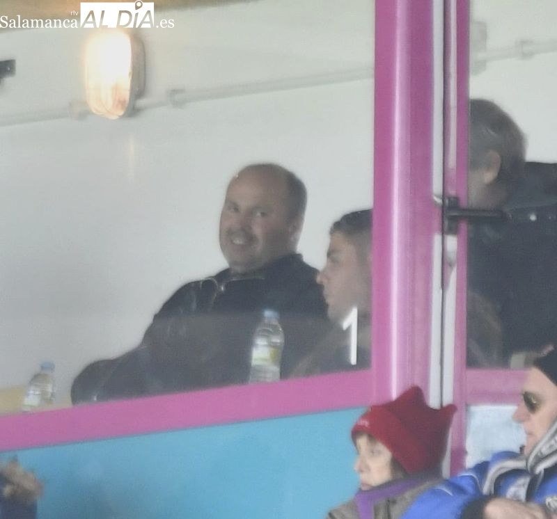 Manuel Lovato, presente en el Helmántico para el homenaje a Amaro por sus 200 partidos con el Salamanca UDS