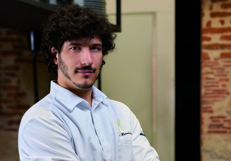  Caja Rural de Salamanca se promociona con el chef de alta cocina Carlos Hernández del Río