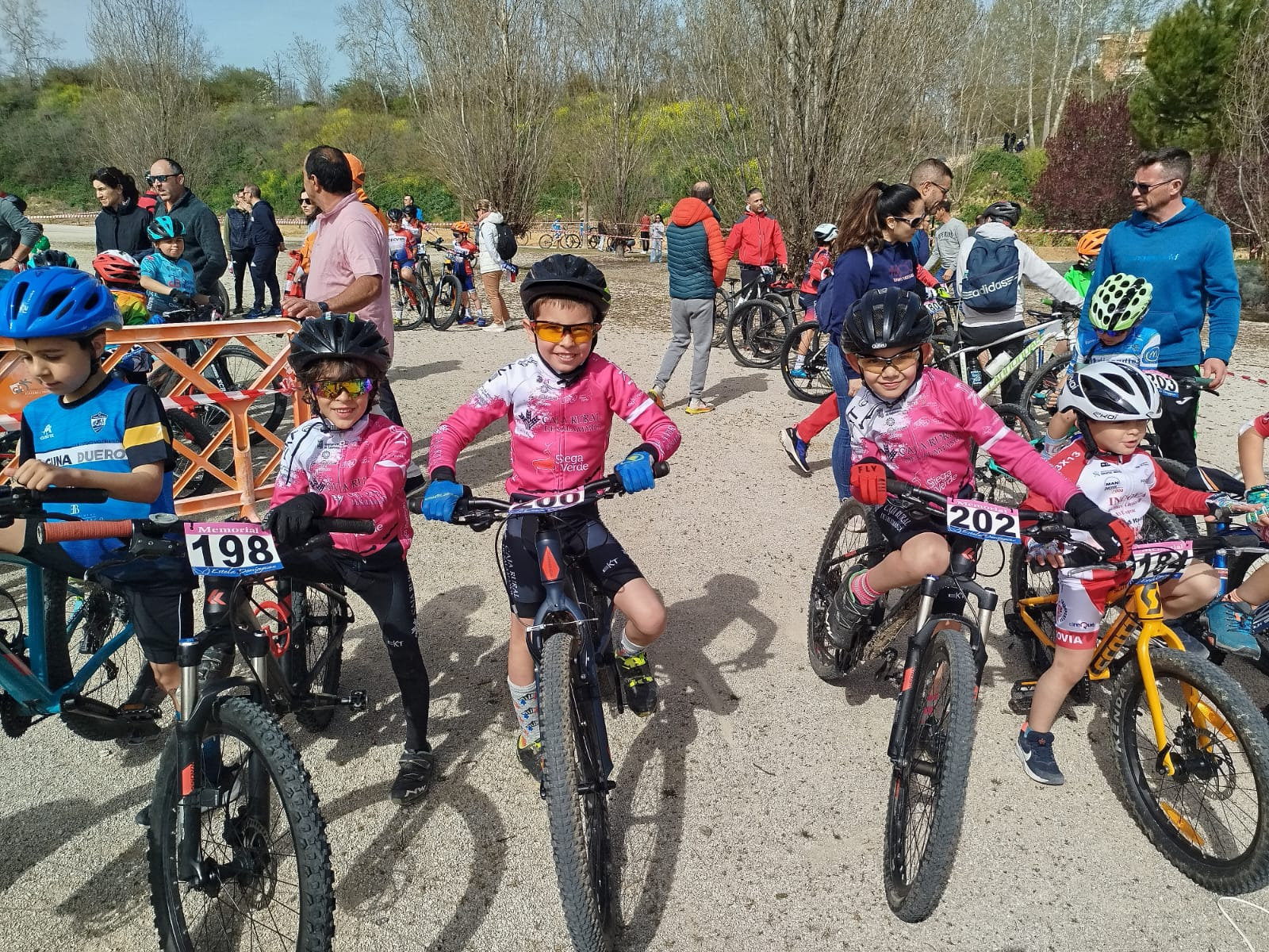 Buenos resultados para los equipos ciclistas de Salamanca con el inicio de la Semana Santa