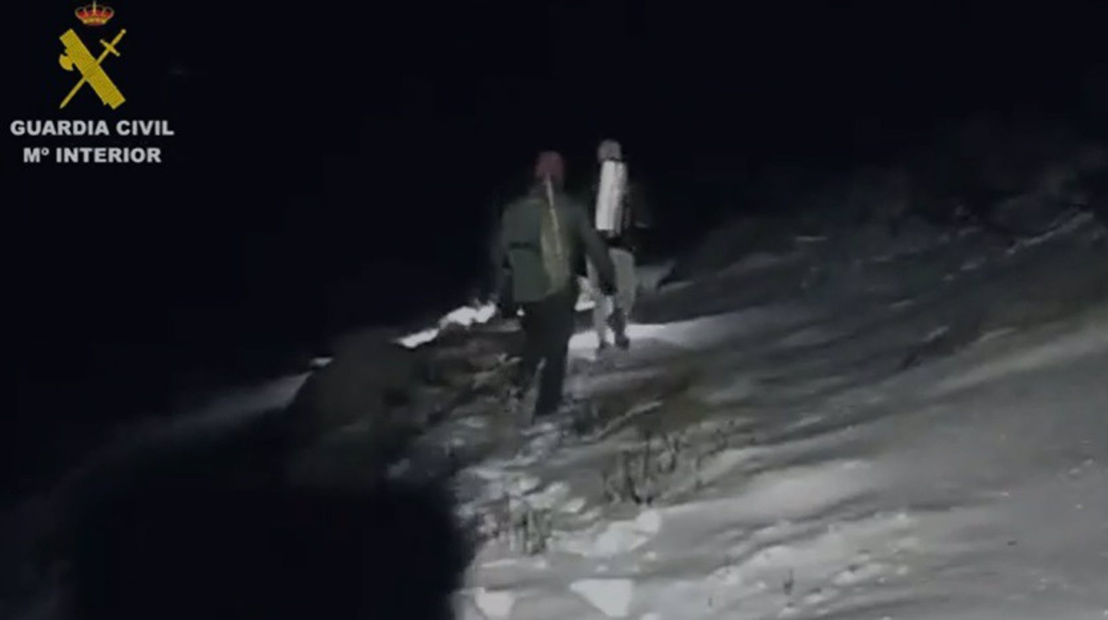 La Guardia Civil rescata a tres montañeros en Gredos