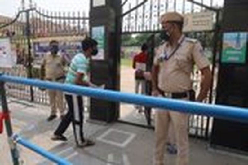 Suben a cuatro los detenidos por la violación en grupo a una turista española en India