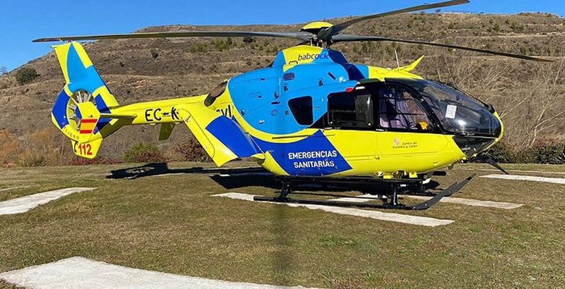Una joven de 25 años, evacuada en helicóptero al Hospital de Salamanca tras un grave accidente en El Tiemblo