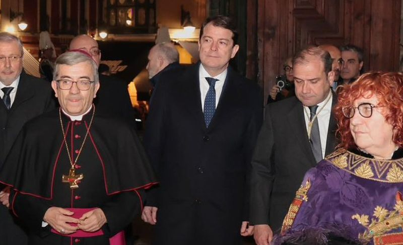 Mañueco compartirá en Salamanca sus reflexiones sobre las palabras de Cristo en la Cruz 