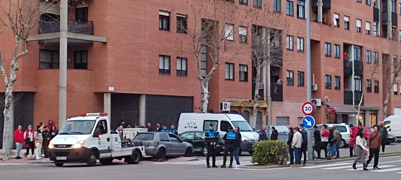 Persecución policial en Salamanca a un conductor sin seguro que se dio a la fuga y terminó chocando contra otro vehículo